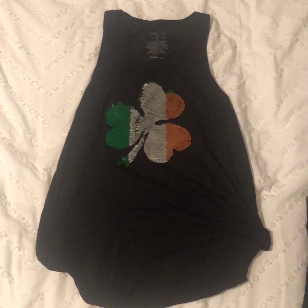 NWT St. Patrick’s Day Clover Black Tank (s)